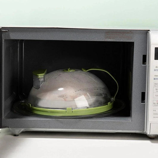 The Mess-Free Splatter Guard & Steamer